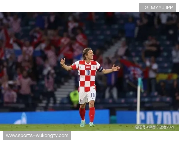 伊涅斯塔与莫德里奇：组织核心的球权分配与推进路径分化