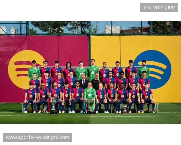 巴萨关键战再度崩盘，表面强势难掩稳定性不足