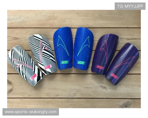 护腿板在足球比赛中的强制穿戴规则与裁判判罚标准解析